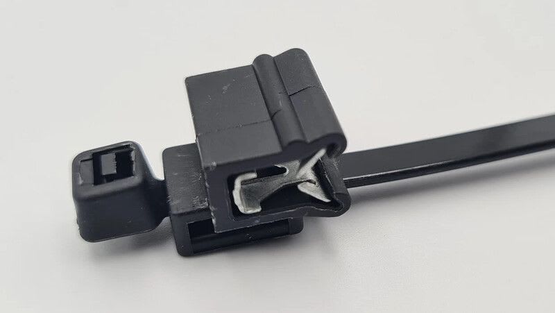 MELBYE - Kaapelikiinnike - Reunak.ankk.johdins.1-3mm100kpl