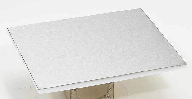 LEGRAND - Peitelevy - 16/24M kansim. uppo-as, AISI