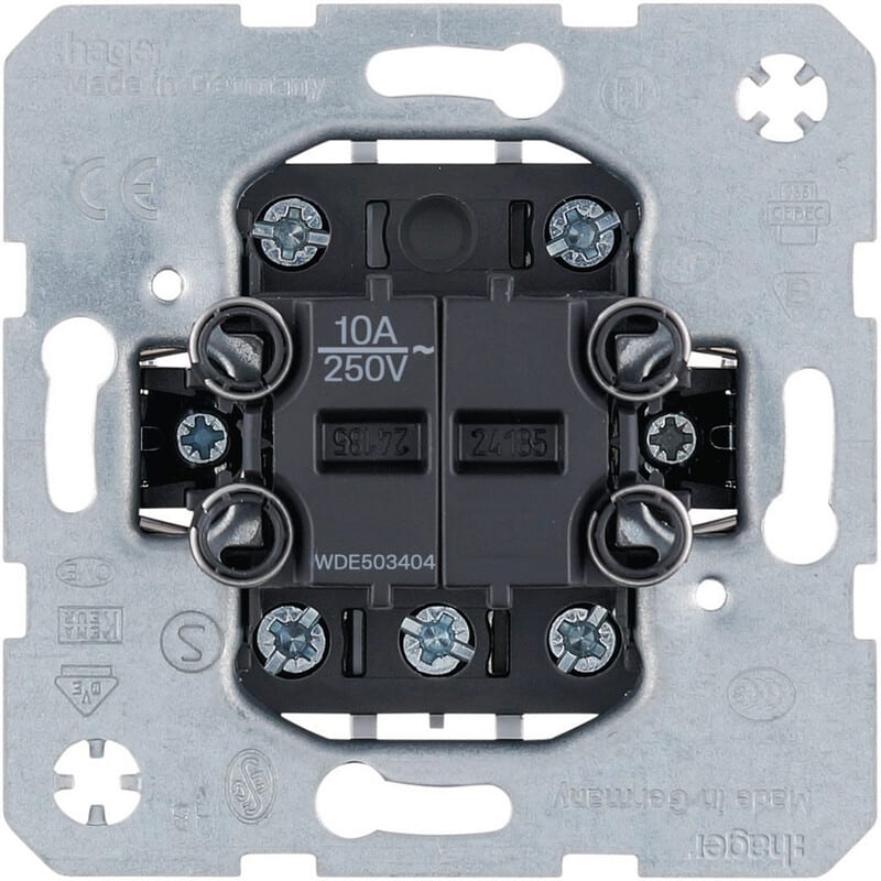 HAGER - Vipupainike - 4x1/10A/250V UR 0X