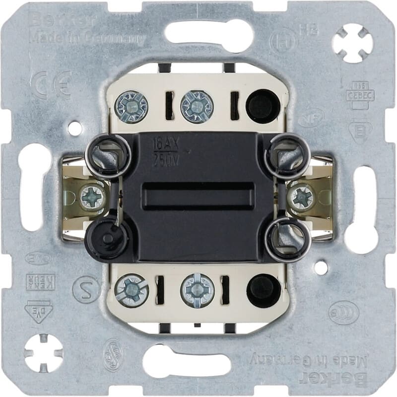 HAGER - Kytkin - 2/16A/250V UJ 0X