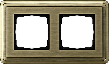 GIRA - 2-os pronssi - Peitelevy ClassiX