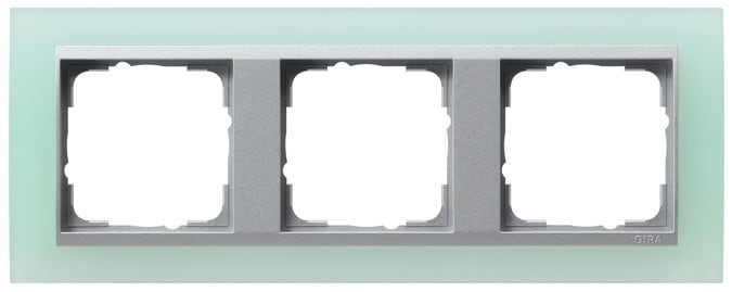 GIRA - Peitelevy - GIRA 3os Samea Minttu/ALU