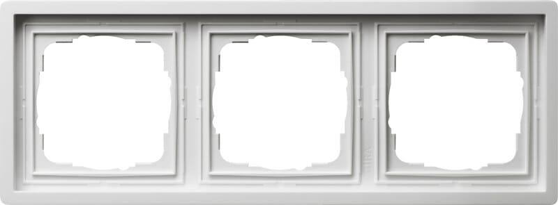 GIRA - Peitelevy 3 os. F100 VAL - Gira F100