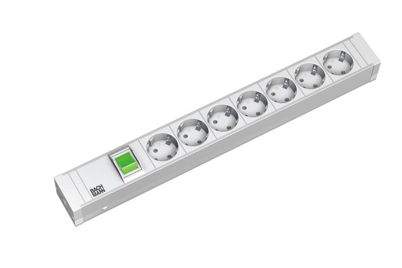 BACHMANN - Jatkopistorasia - 19 PDU >1U, 7 x pr ALU+kytk.