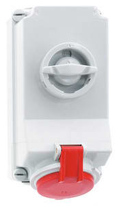 BALS - Pistorasia,kytkimellinen 7-nap - 16375 6PNE 32A-6H 400V IP44