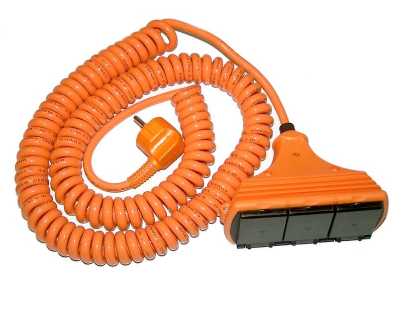 REIMAX ELECTRONICS - Spiraalijatkojohto 3-os - H07BQ-F(PUR)3x1,5S 5m IP44