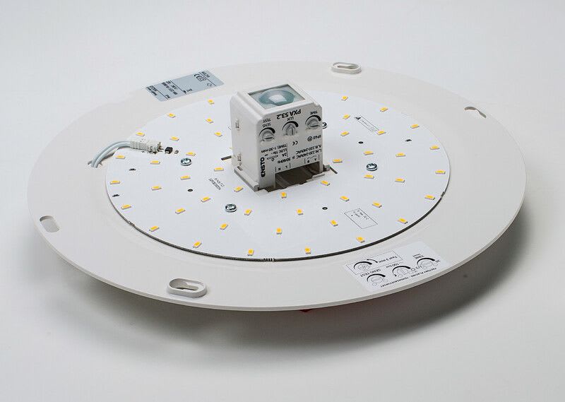 ENSTO - LED-moduuli - LED PIR-sarja 14W DW AVR320 4E