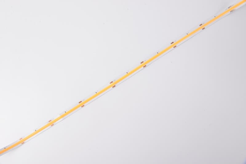 SAAS INSTRUMENTTI - Valoprofiili/-nauha - SMOOTH 2,7K 24V 10W/m IP20