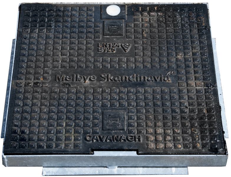 MELBYE - Kaapelikaivo - FF4545 Valur.kansi B125,lukitt