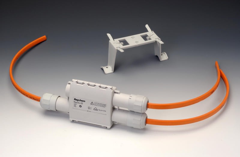 RAYCHEM - T-haara 3 x lämpökaap - RAYCLIC-T-02