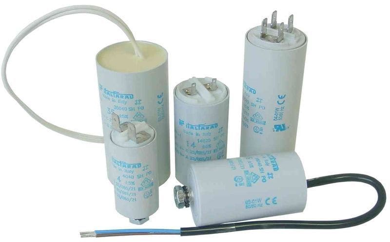 ITALFARAD - Käyntikondensaattori - RPC-2 8uF 450V AC/IP55