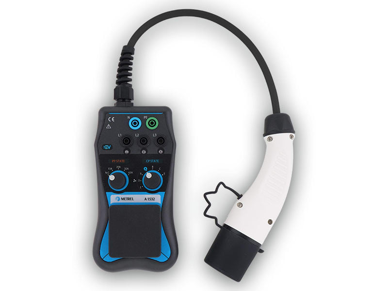 METREL - Sähköasennustesteritarvike - A 1532 Sähköautonlataus adapte