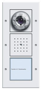 GIRA - Kaiutin/mic 1 painike VAL - Oviyksikkö kameralla pinta