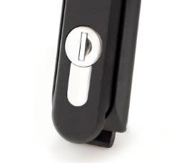 LAUKAMO ELECTROMEC - Kaappitarvike - EL0050 EuroDIN-lukko kahvaan