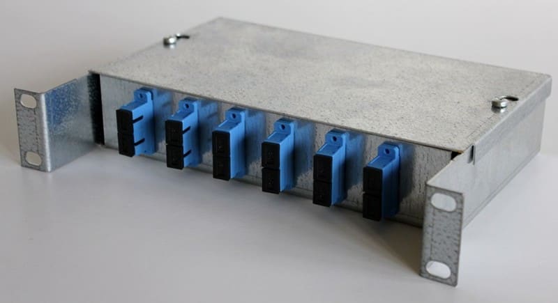 KERMAN - Paneeli-kuitu - 10 1u 6-SC duplex aukoitus