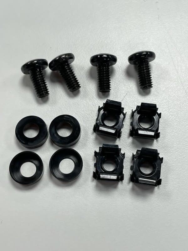 APS - Asennustarvike - Korimutteri sarja 4 kpl