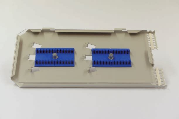 LAUKAMO ELECTROMEC - Kaappitarvike - Kuitujatkoslevy 48