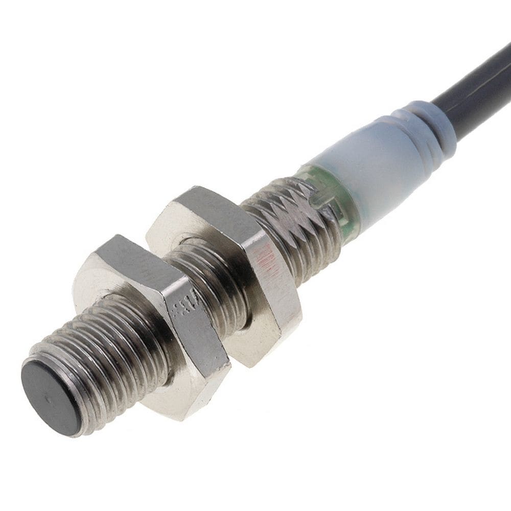 OMRON - Ind.tun M8.3.0mm.PNP.avaut.2m - E2A3-S08KS03-WP-B2 2M.