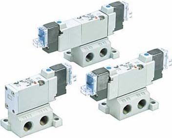 SMC PNEUMATIIKKATUOTTEET - 5/2 Magneettiventtiili - SYJ5243-5LOU-Q