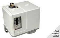 SMC PNEUMATIIKKATUOTTEET - Pneumatic Pressure Switch - IS3100