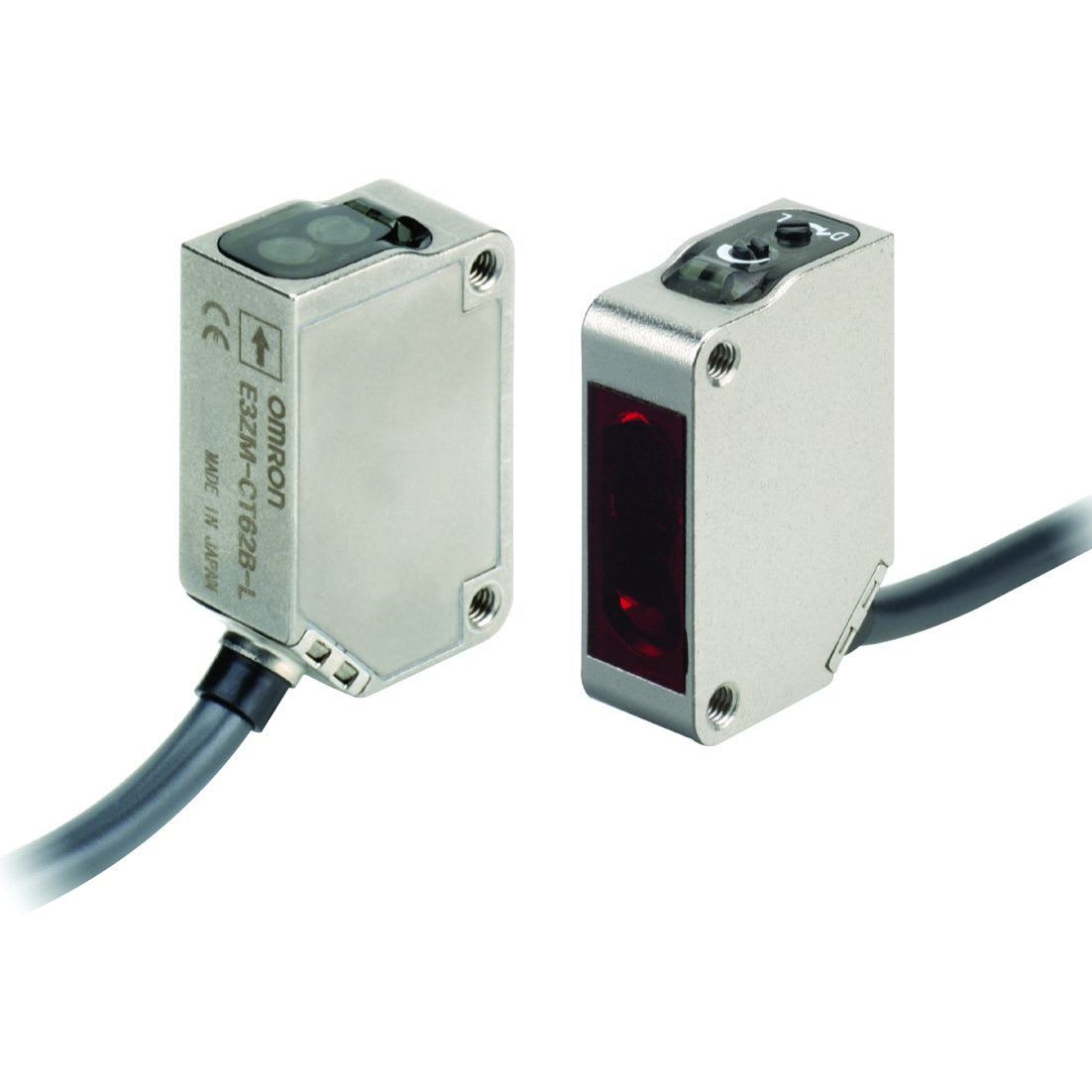 OMRON - Photoelectric sensor, rectangular housin - E3ZM-CT81 2M