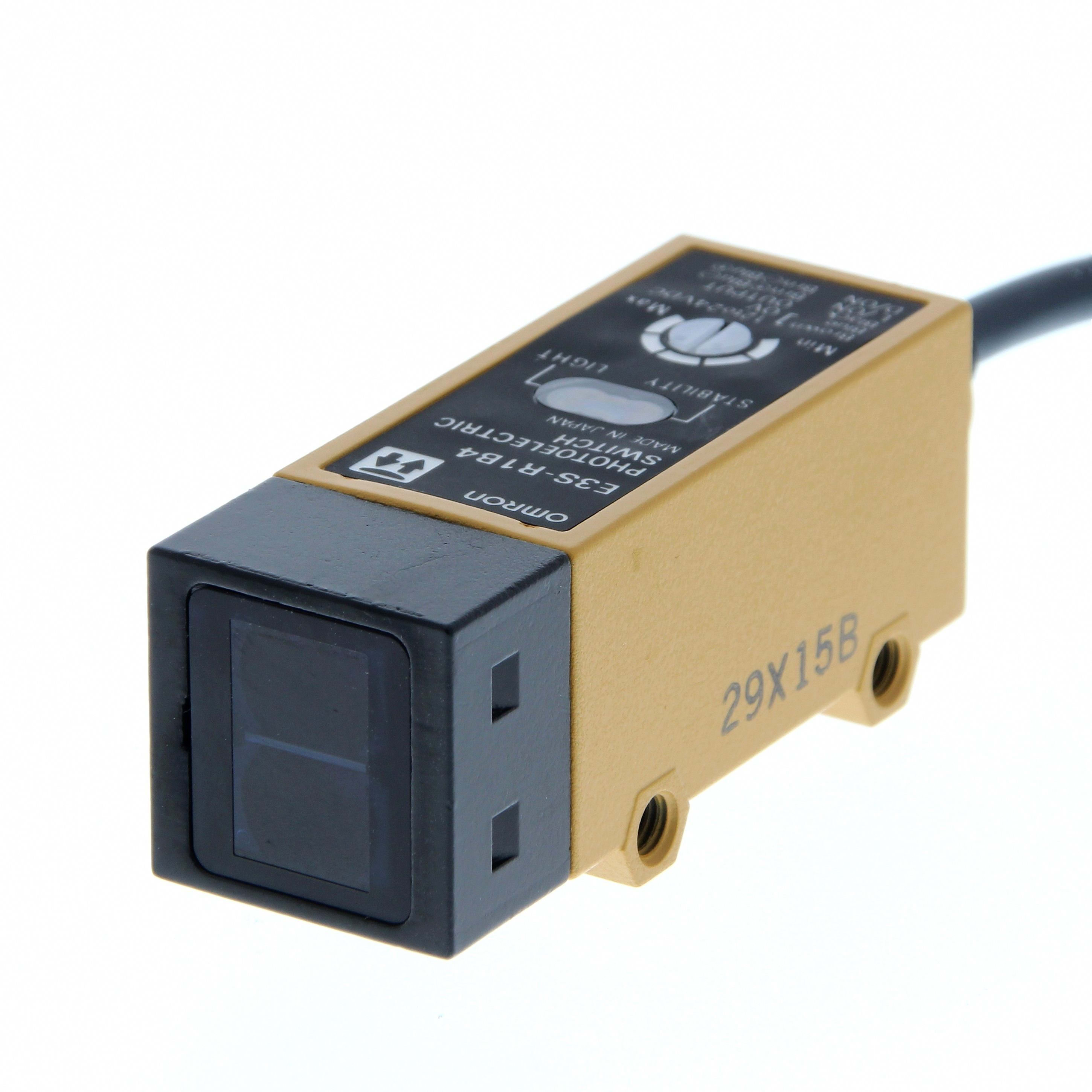 OMRON - Photoelectric sensor, retroreflective, 1 - E3S-R1B4
