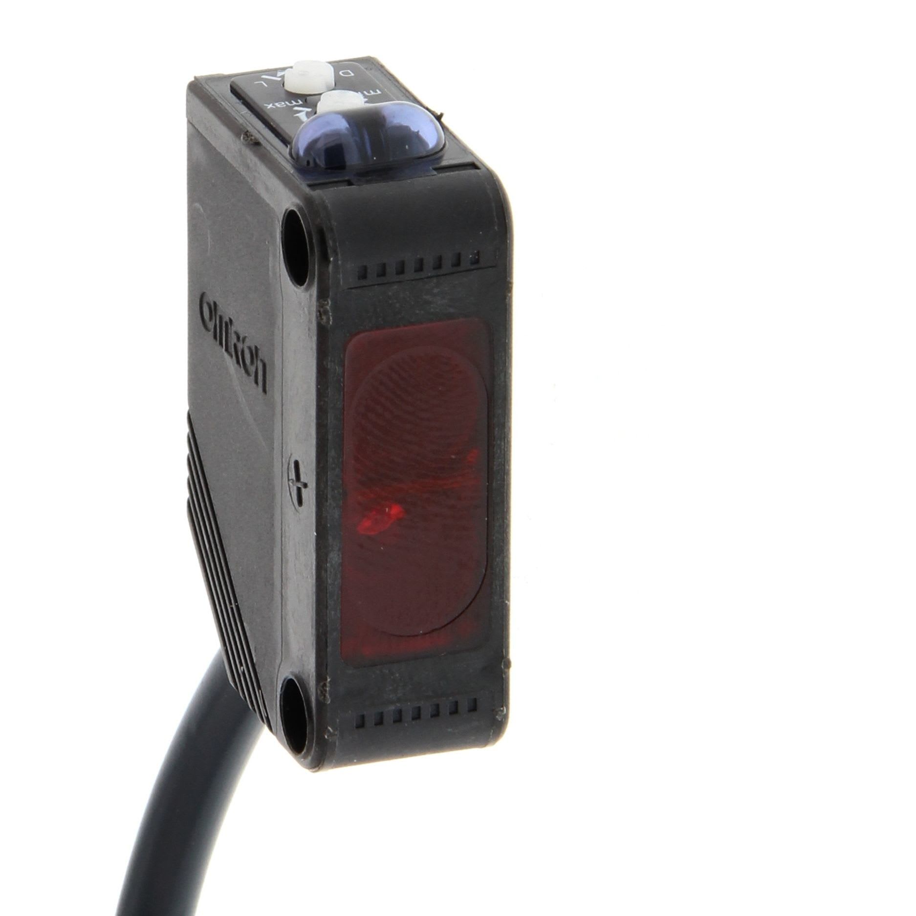 OMRON - Photoelectric sensor, rectangular housin - E3Z-D61 5M