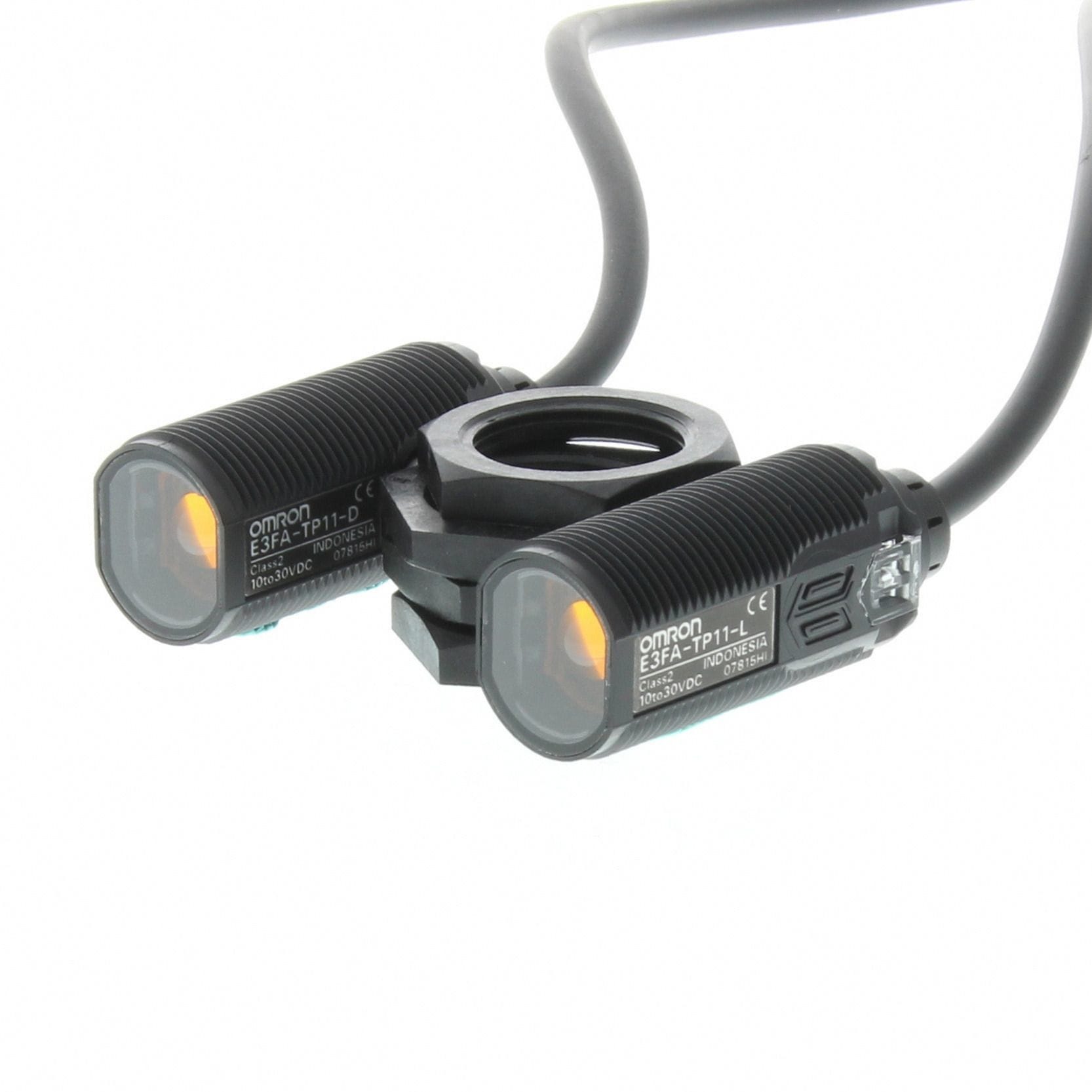 OMRON - Photoelectric sensor, M18 threaded barre - E3FA-TN11 5M