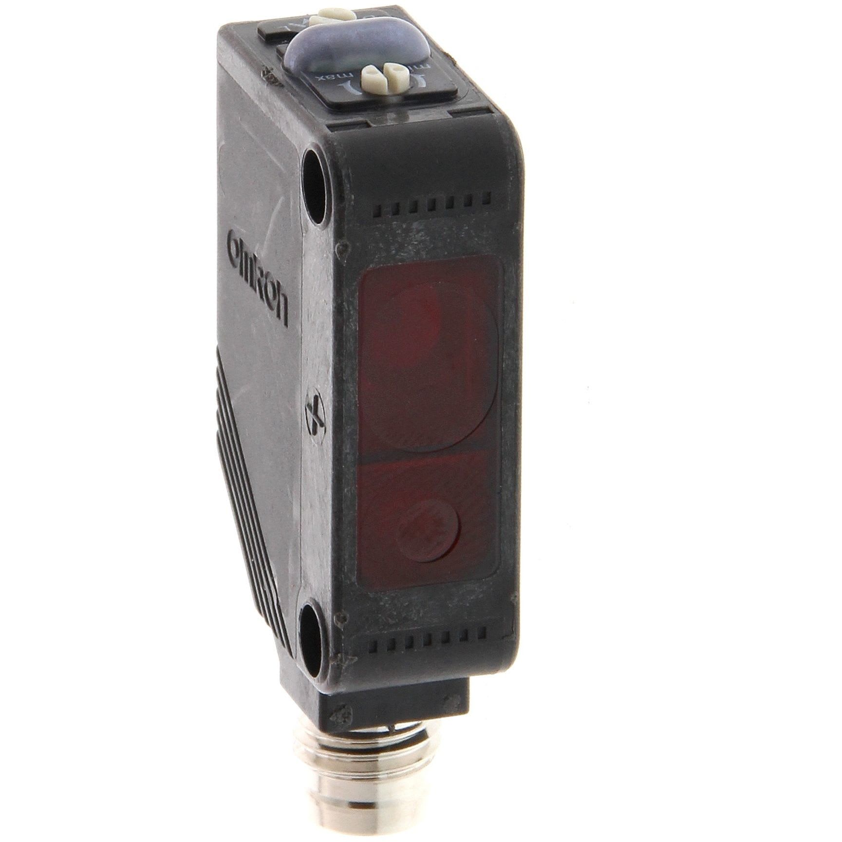 OMRON - Photoelectric sensor, rectangular housin - E3Z-LL66
