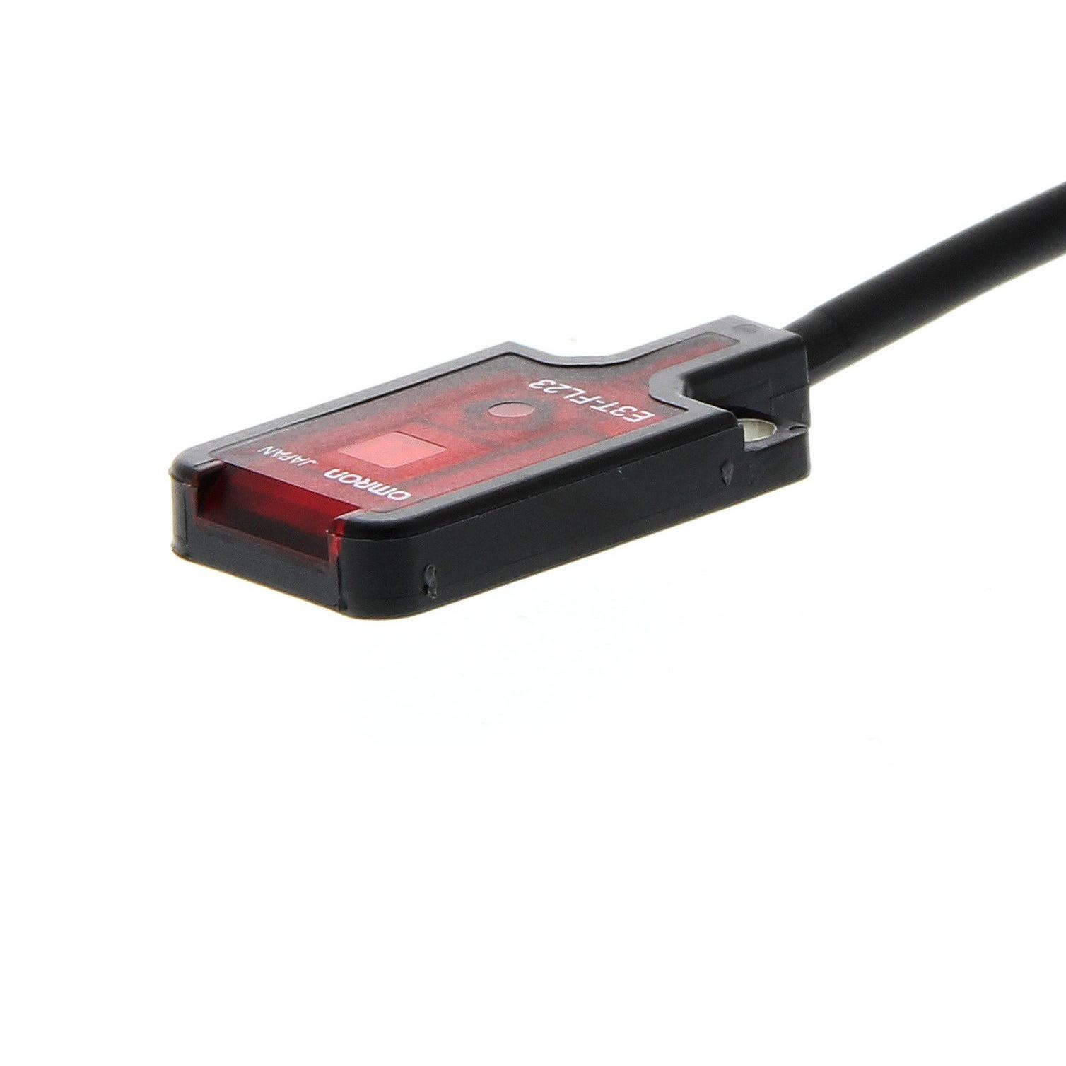 OMRON - Photoelectric sensor, background suppres - E3T-FL24 2M