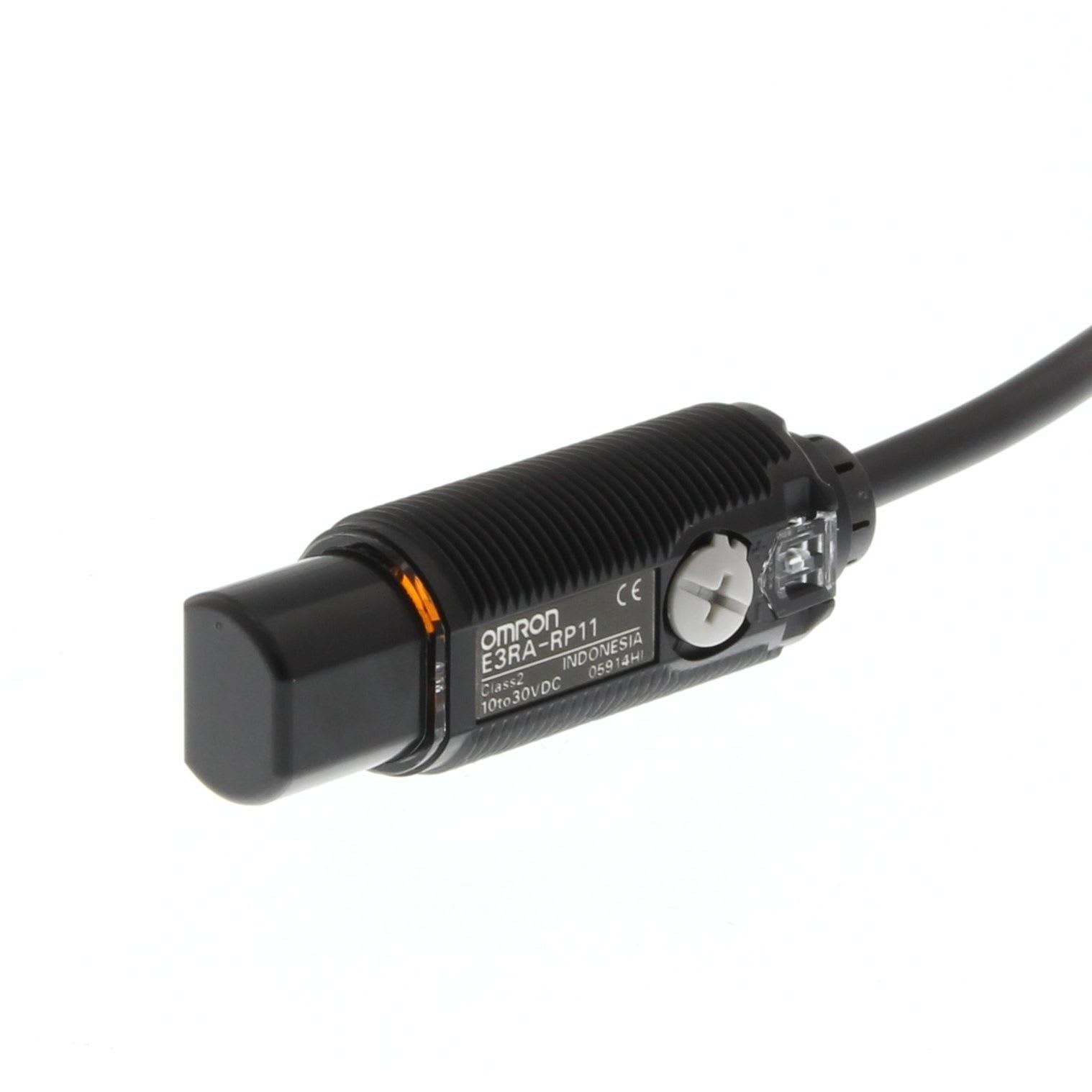 OMRON - Photoelectric sensor, M18 threaded barre - E3RA-RP11 2M